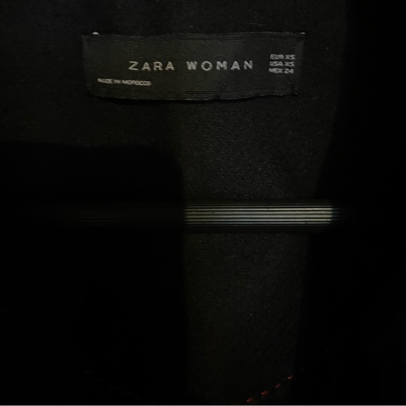 ZARA WOMEN Black Coat - Picture 2 of 2